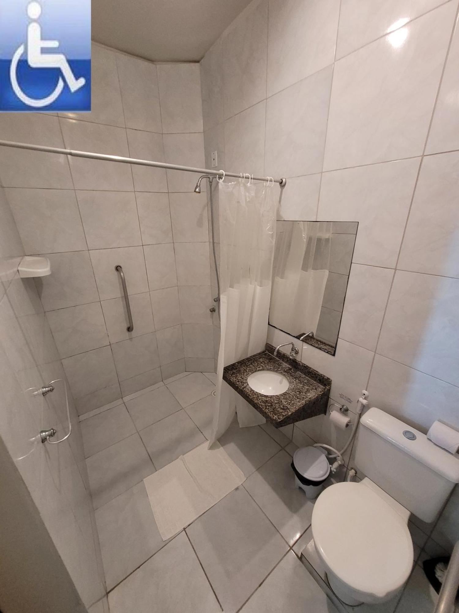 Quarto Triplo Standard com Vista do Mar