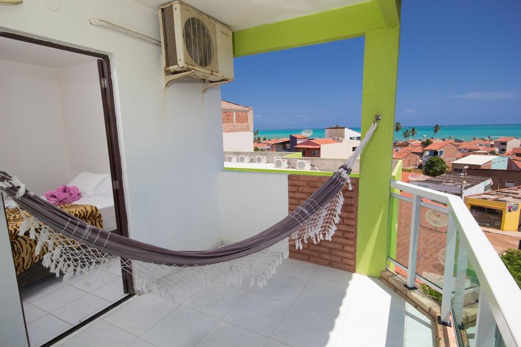 Apartamento com Varanda de Frente ou Lateral,169288365:JPEG